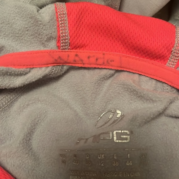 Insulated Running Shirt - Picture 4 of 4